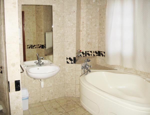 Nadix Panzio Bed & Breakfast Debrecen Exterior photo
